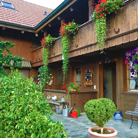 Bed and Breakfast Bnb Deheimelig Huttwil Экстерьер фото