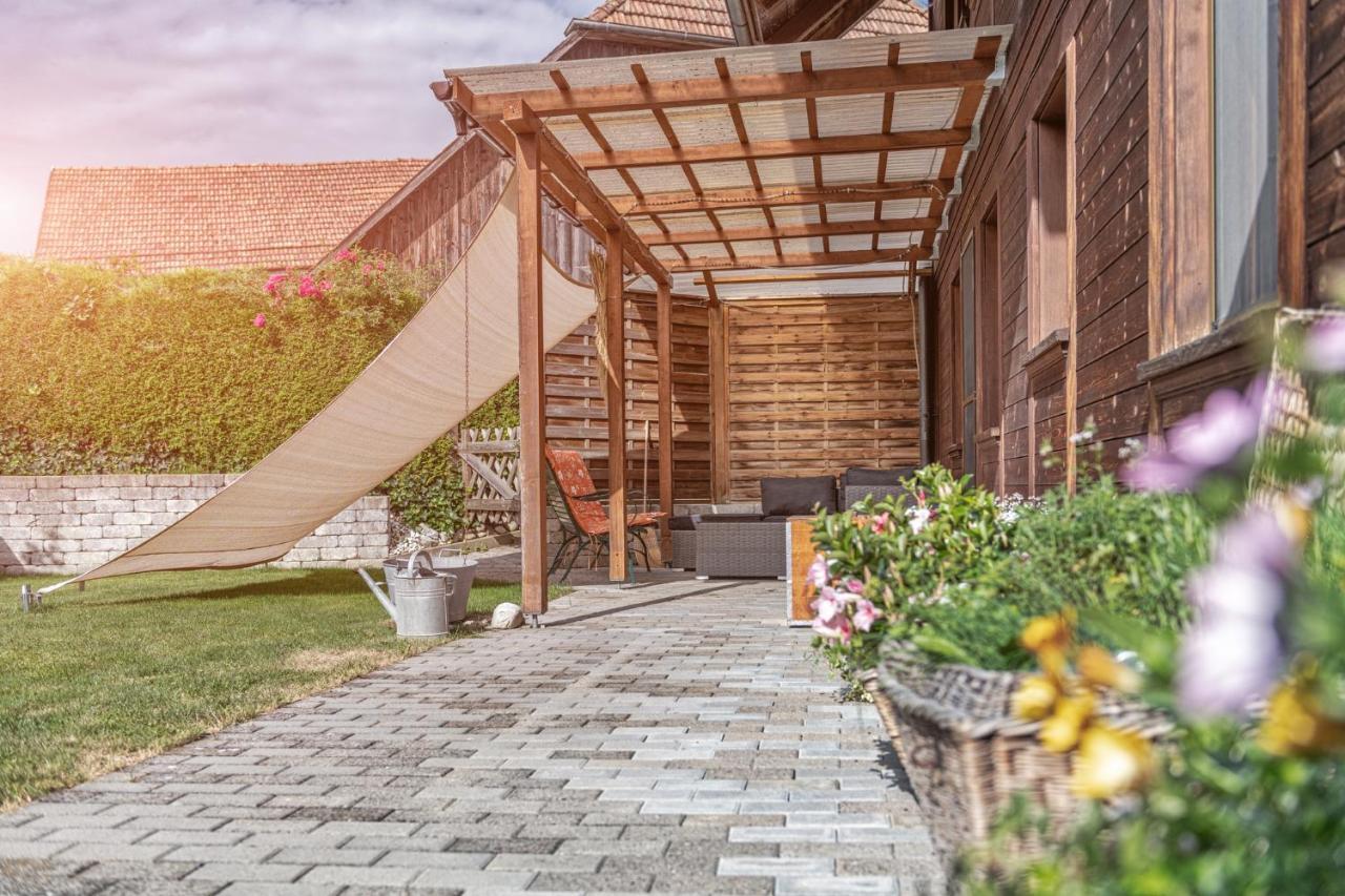 Bnb Deheimelig Huttwil Экстерьер фото